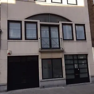 Bed & Breakfast & Leon, Oostende
